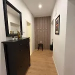 Gold Wing Sinj