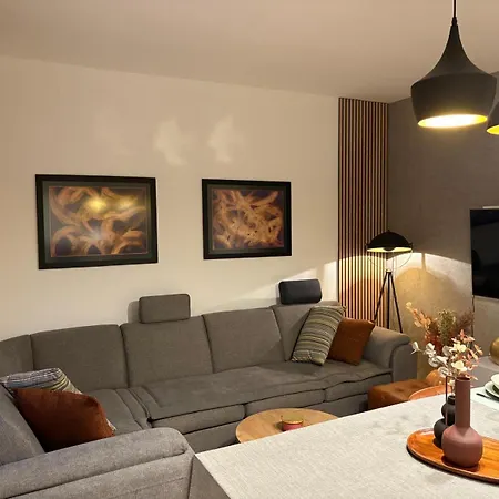 Gold Wing * Sinj